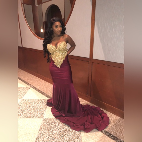 Beautiful Prom Dress For Less! - Picture 2 of 5